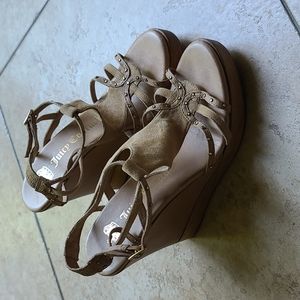 Juicy couture wedge